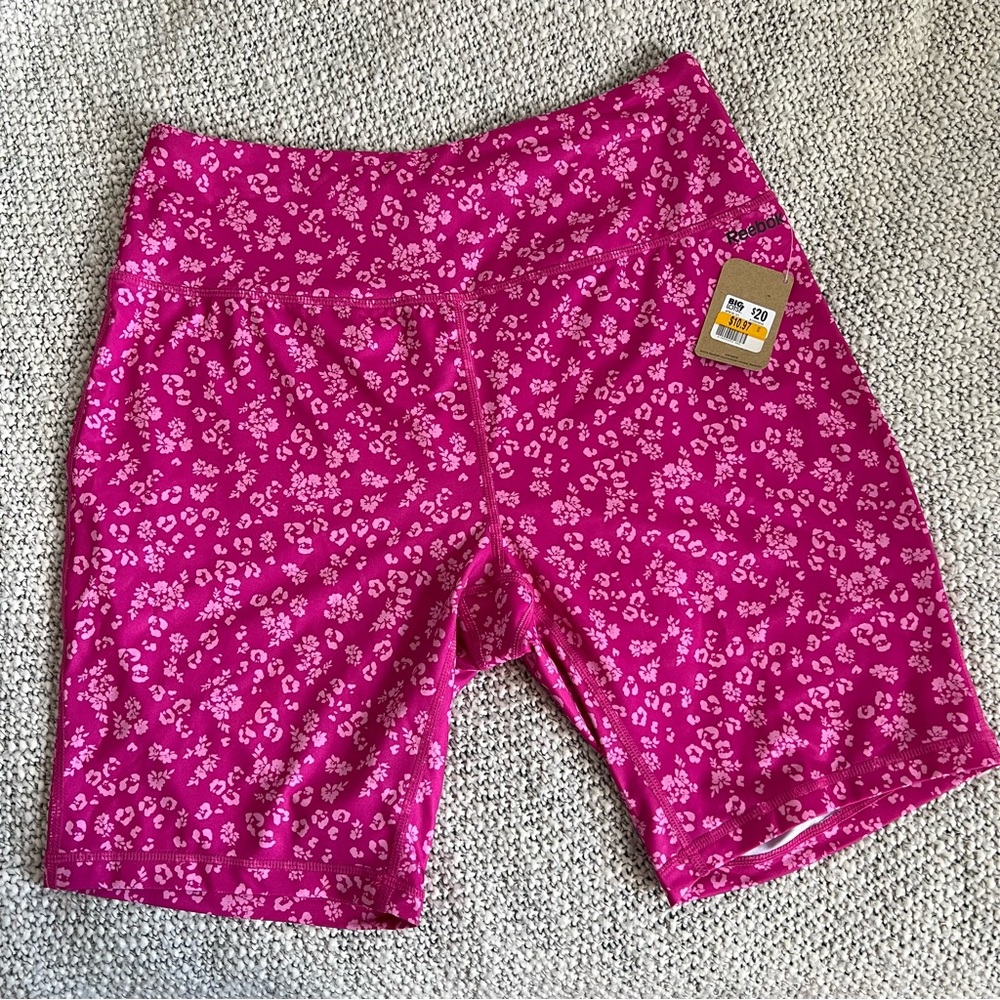 Reebok pink biker shorts size xl NWT